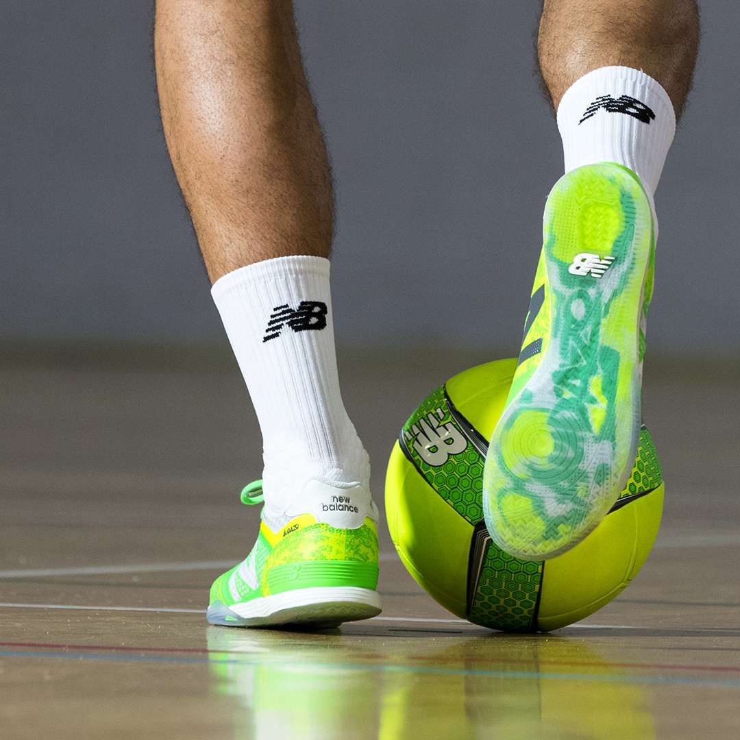 calzado-new-balance-futbol-sala-botas-de-futbol - Diffusion Sport