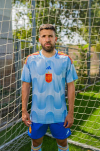 Adidas muestra la camiseta de la selección española para el Mundial de  Qatar - Diffusion Sport